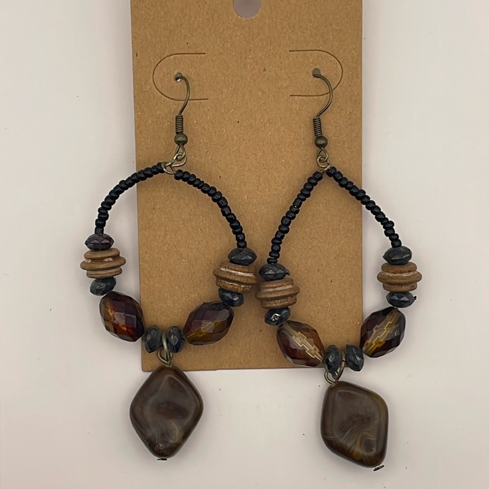 Bohemian Black Seed Beads and Plastic Beads Dangle Earrings (F46)